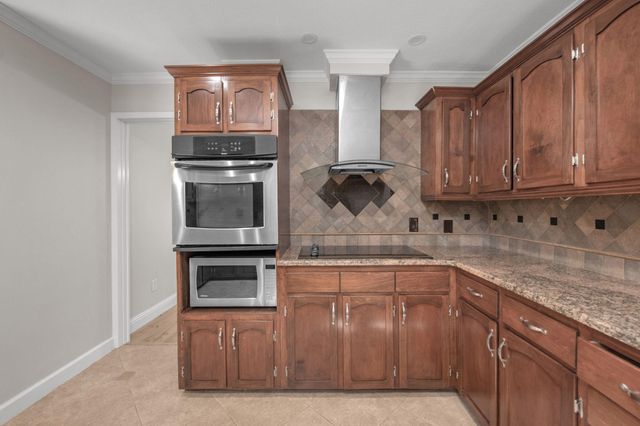 198 Grandview Avenue, Valparaiso, FL 32580