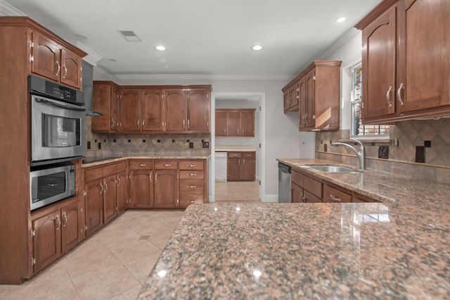 198 Grandview Avenue, Valparaiso, FL 32580