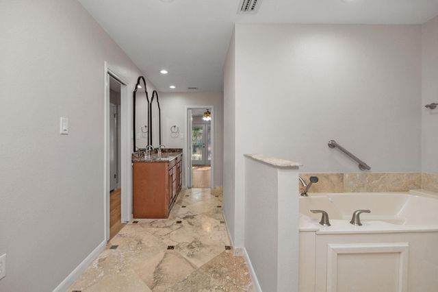 198 Grandview Avenue, Valparaiso, FL 32580