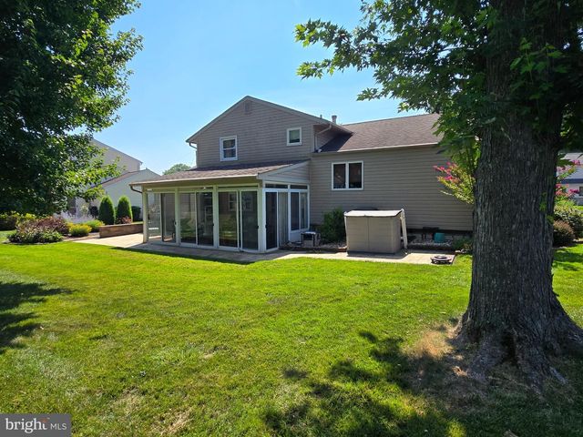 425 SILVER AVE, Southampton, PA 18966
