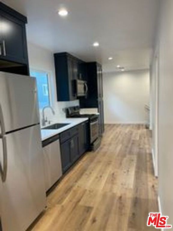 Image 9 of property listing at 821 N Harvard Boulevard, Los Angeles, CA 90029