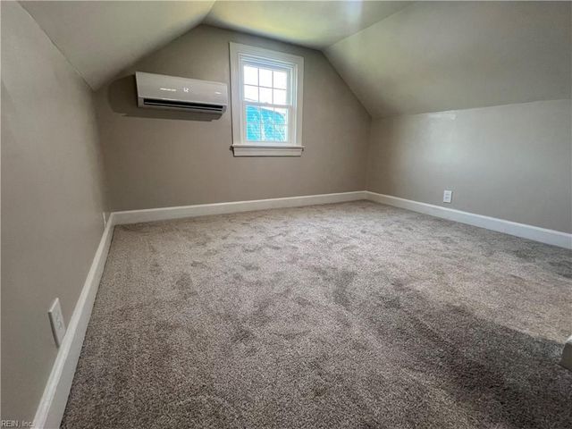 2 Monroe DR, Hampton, VA 23669