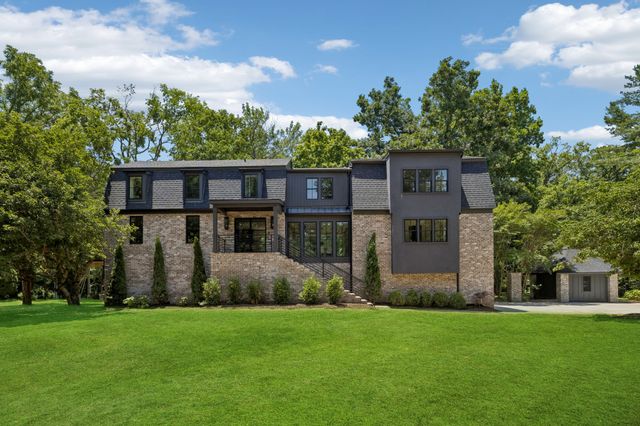 1901 Harpeth River Dr, Brentwood, TN 37027