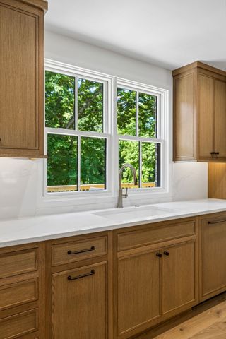 1901 Harpeth River Dr, Brentwood, TN 37027
