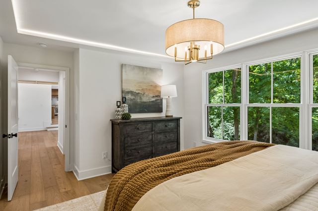 1901 Harpeth River Dr, Brentwood, TN 37027