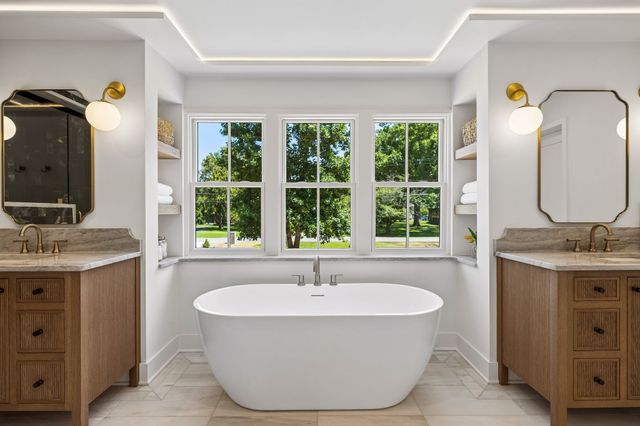 1901 Harpeth River Dr, Brentwood, TN 37027