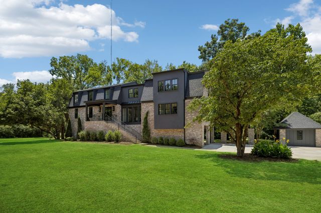 1901 Harpeth River Dr, Brentwood, TN 37027