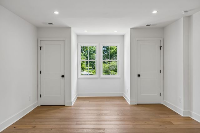 1901 Harpeth River Dr, Brentwood, TN 37027