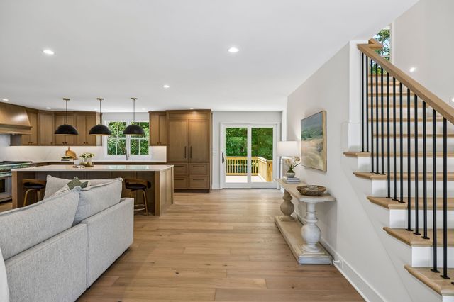 1901 Harpeth River Dr, Brentwood, TN 37027