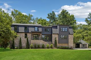 1901 Harpeth River Dr, Brentwood, TN 37027