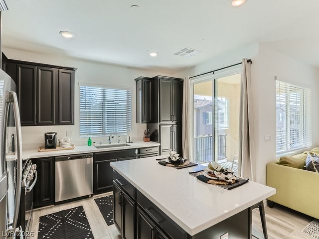 25 Barbara Lane 54, Las Vegas, NV 89183