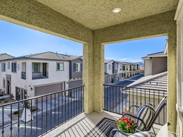 25 Barbara Lane 54, Las Vegas, NV 89183