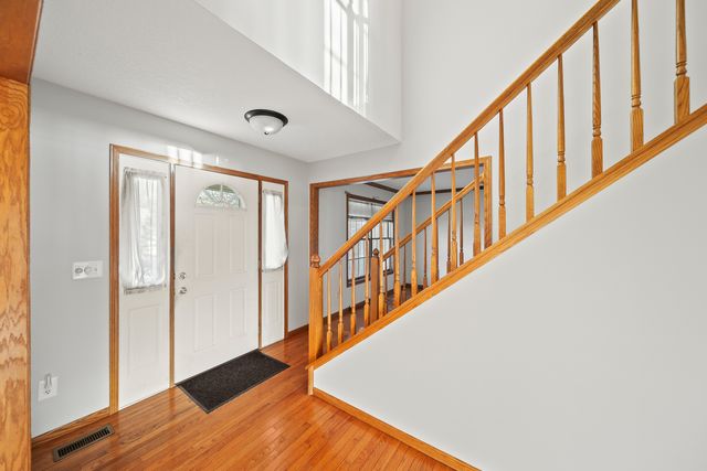 4700 Heatherstone Road, Bettendorf, IA 52722