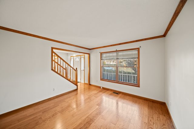 4700 Heatherstone Road, Bettendorf, IA 52722