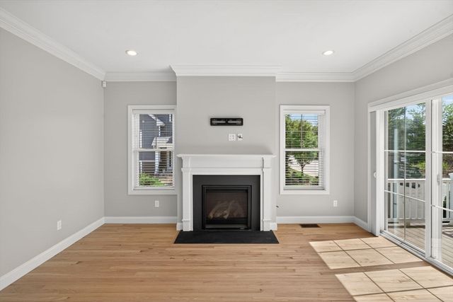 107 Boatwrights Loop, Plymouth, MA 02360