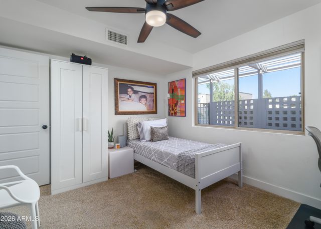 8145 N CENTRAL Avenue 17, Phoenix, AZ 85020