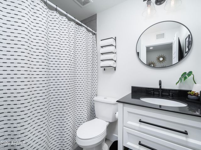 8145 N CENTRAL Avenue 17, Phoenix, AZ 85020