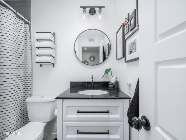 8145 N CENTRAL Avenue 17, Phoenix, AZ 85020