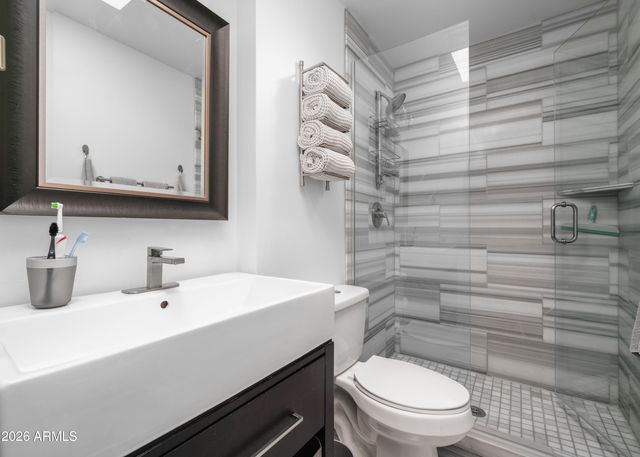 8145 N CENTRAL Avenue 17, Phoenix, AZ 85020