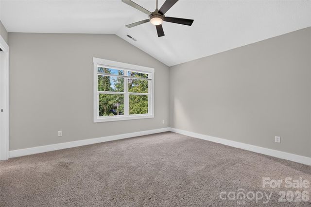 134 Shelburne Road, Asheville, NC 28806