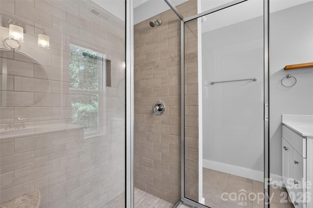 134 Shelburne Road, Asheville, NC 28806