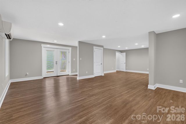 134 Shelburne Road, Asheville, NC 28806