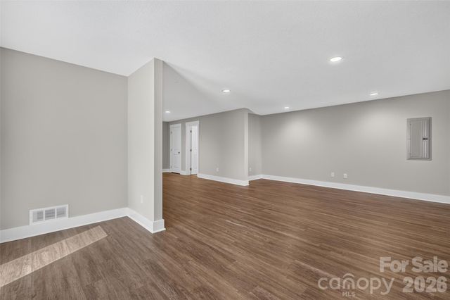 134 Shelburne Road, Asheville, NC 28806