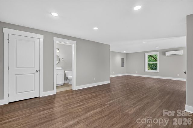 134 Shelburne Road, Asheville, NC 28806