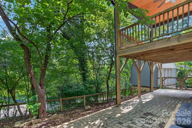 134 Shelburne Road, Asheville, NC 28806