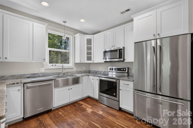 134 Shelburne Road, Asheville, NC 28806