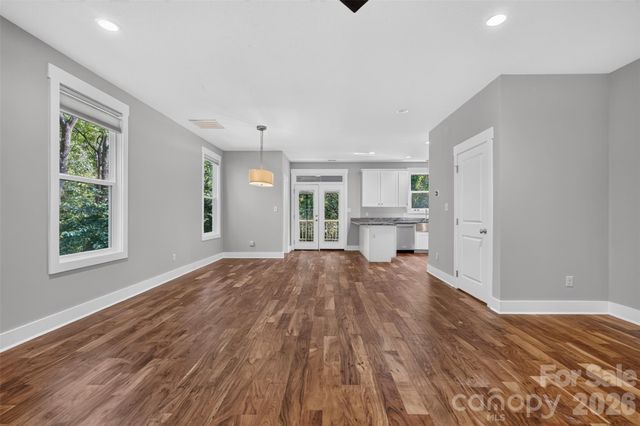 134 Shelburne Road, Asheville, NC 28806