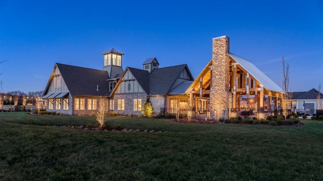 276 Huron Dr, Thompsons Station, TN 37179