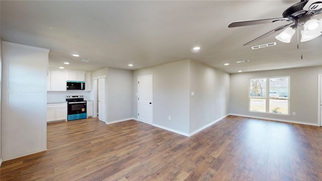 5648 De Cory Road, Fort Worth, TX 76134