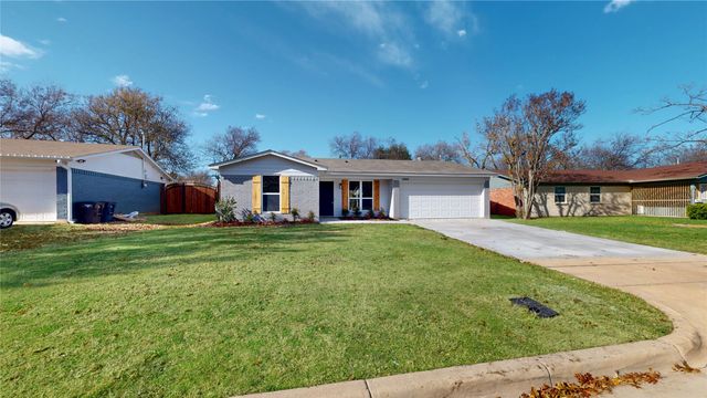 5648 De Cory Road, Fort Worth, TX 76134