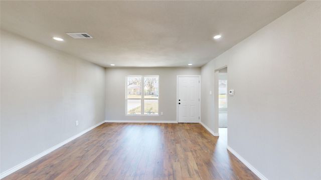 5648 De Cory Road, Fort Worth, TX 76134