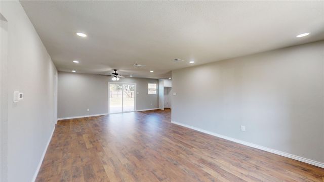 5648 De Cory Road, Fort Worth, TX 76134