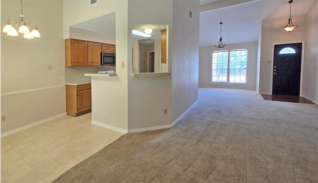 2124 Surrender Ave, Austin, TX 78728
