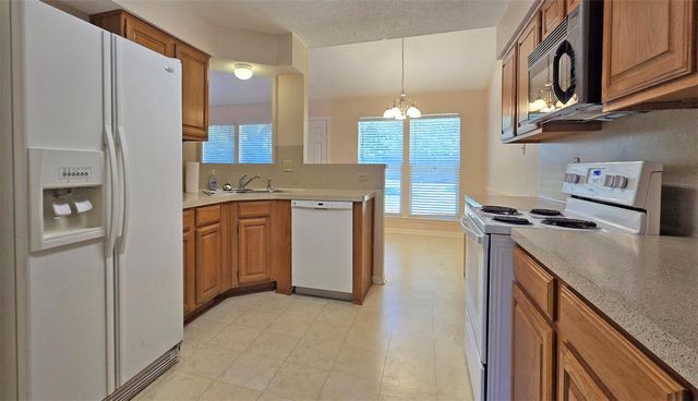 2124 Surrender Ave, Austin, TX 78728