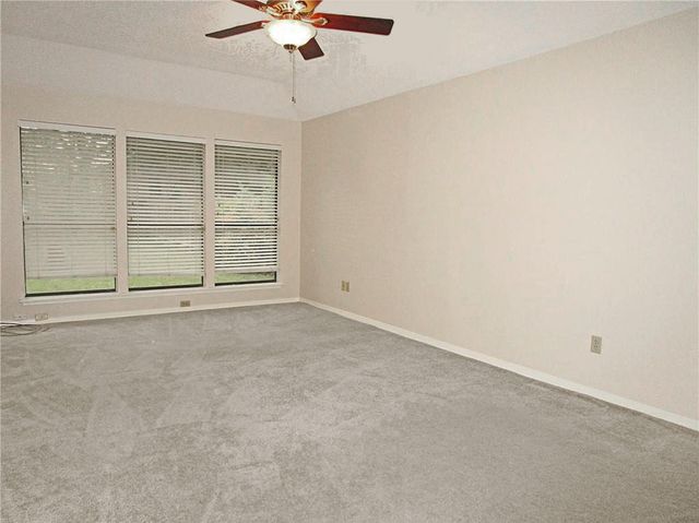 2124 Surrender Ave, Austin, TX 78728