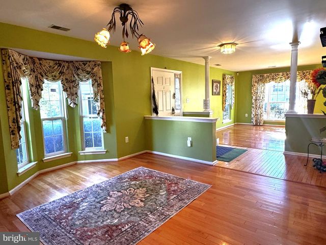 601 CRESTSTONE CIR, Princeton, NJ 08540
