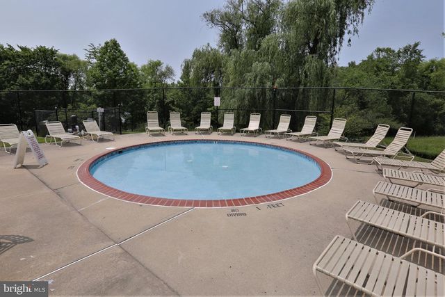 601 CRESTSTONE CIR, Princeton, NJ 08540