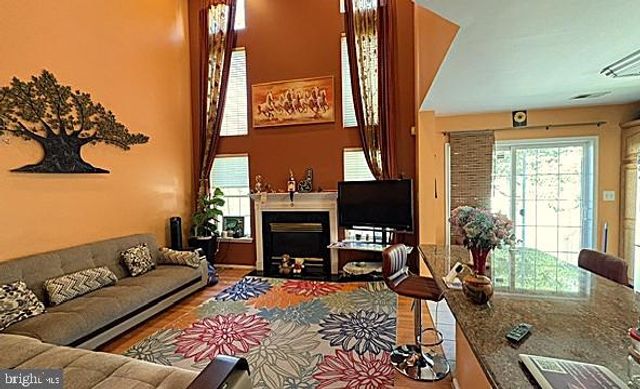601 CRESTSTONE CIR, Princeton, NJ 08540