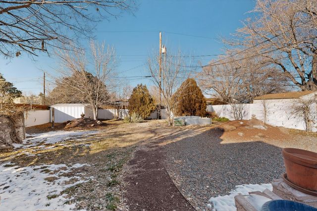 4217 Mackland Avenue NE, Albuquerque, NM 87110