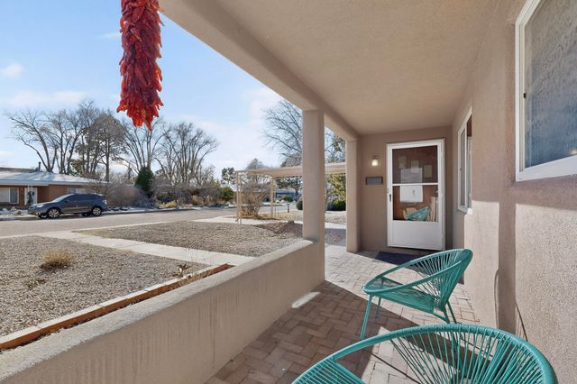 4217 Mackland Avenue NE, Albuquerque, NM 87110