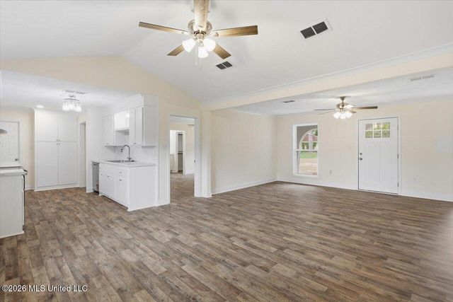 232 Trojan Drive, Pearl, MS 39208