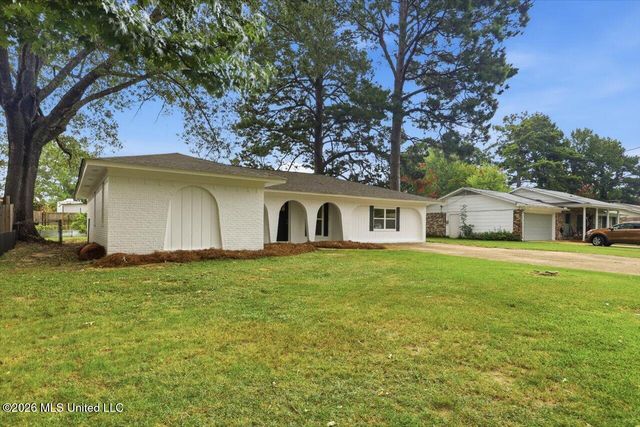 232 Trojan Drive, Pearl, MS 39208