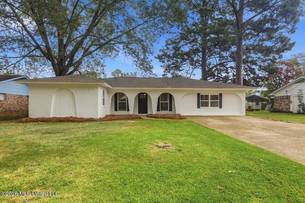 232 Trojan Drive, Pearl, MS 39208