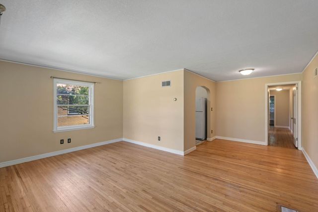 5633 Penn Avenue S, Minneapolis, MN 55419