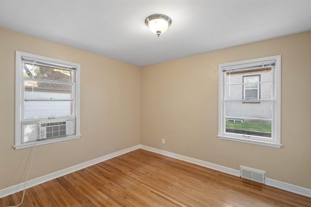 5633 Penn Avenue S, Minneapolis, MN 55419