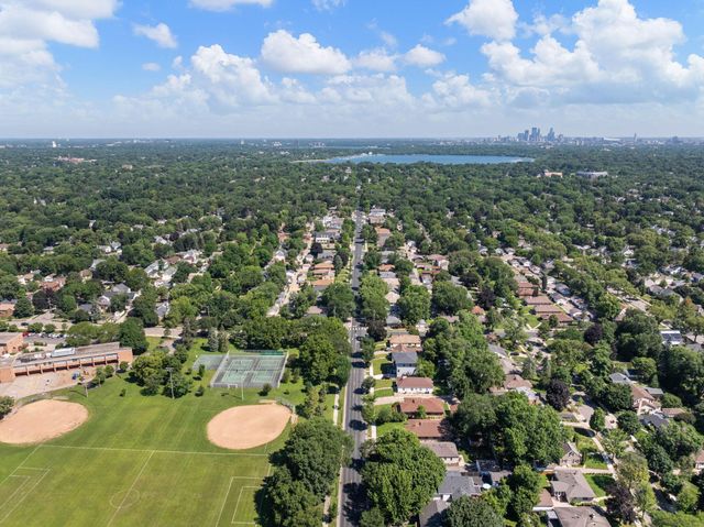 5633 Penn Avenue S, Minneapolis, MN 55419